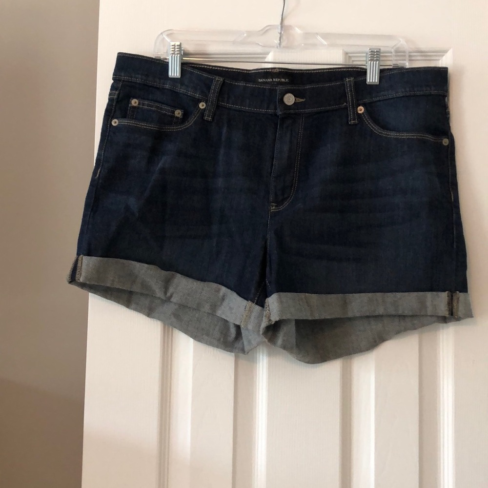 Banana republic size 32/14 blue Jean shorts